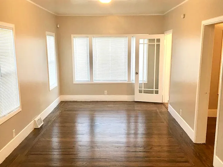 3521 Center Ave — Photo 3