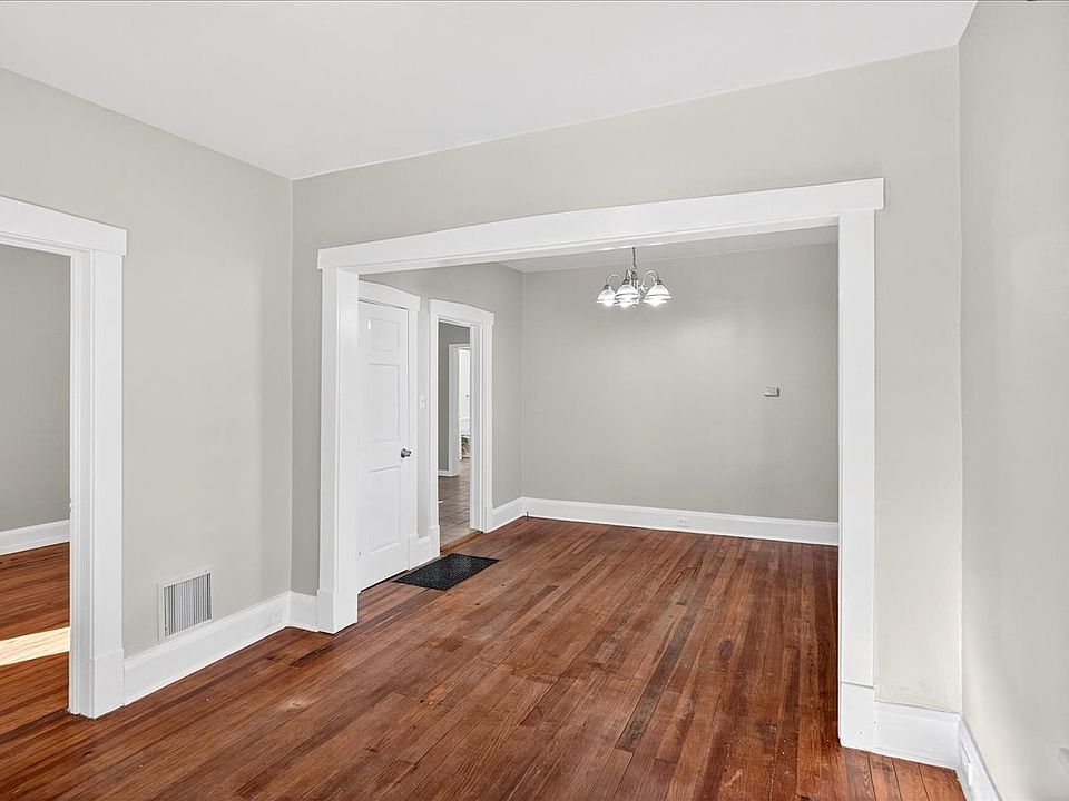 8619 Mackenzie Rd, Saint Louis, MO 63123 | Zillow