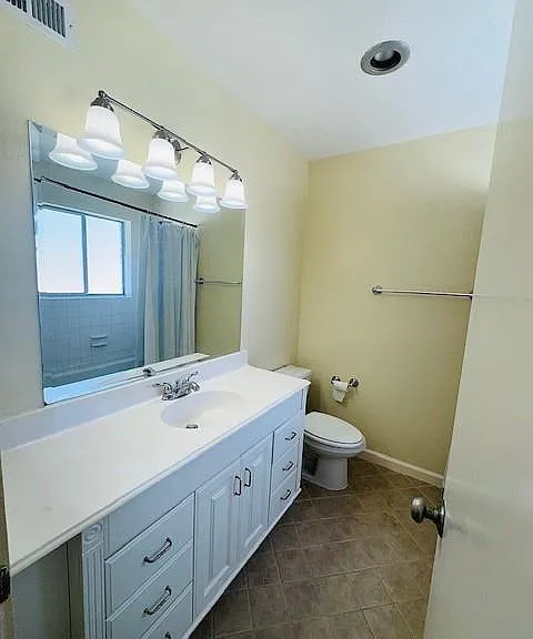 2201 Fountain View Dr #40F — Photo 10
