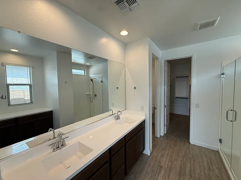 19145 W Coolidge St — Photo 14