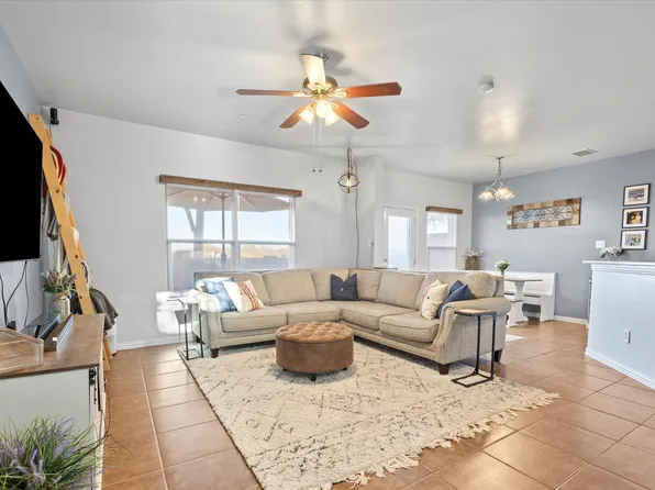 3626 Boxwood Dr, Garland, TX 75040