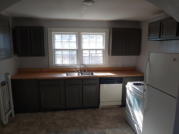 2nd image of 4411 Ellen St