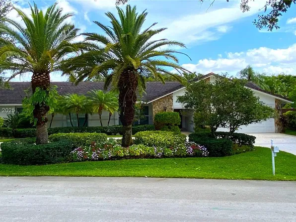 13021 NW 1st St, Plantation, FL 33325