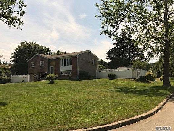 3rd image of 5 Richlee Dr