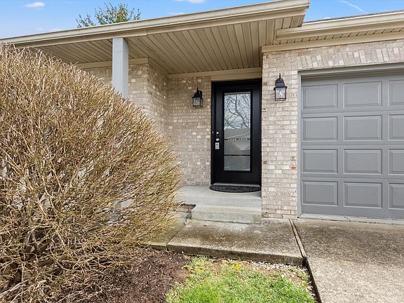 3rd image of 3534 Cave Hill Pl