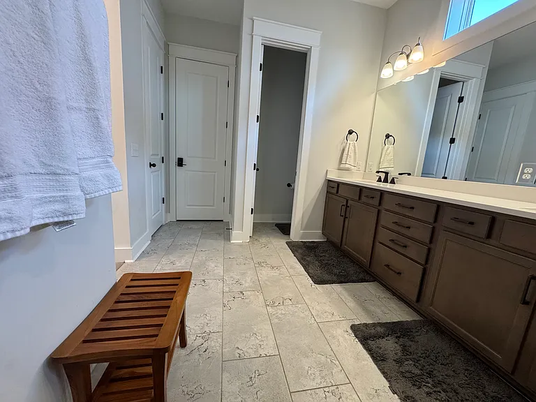 924 Tynan Way — Photo 13