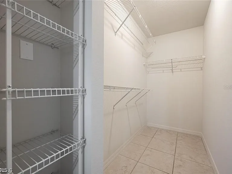 4522-4524 SW 7th Pl — Photo 15