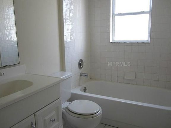 5th image of 1208 Tyler Lake Cir
