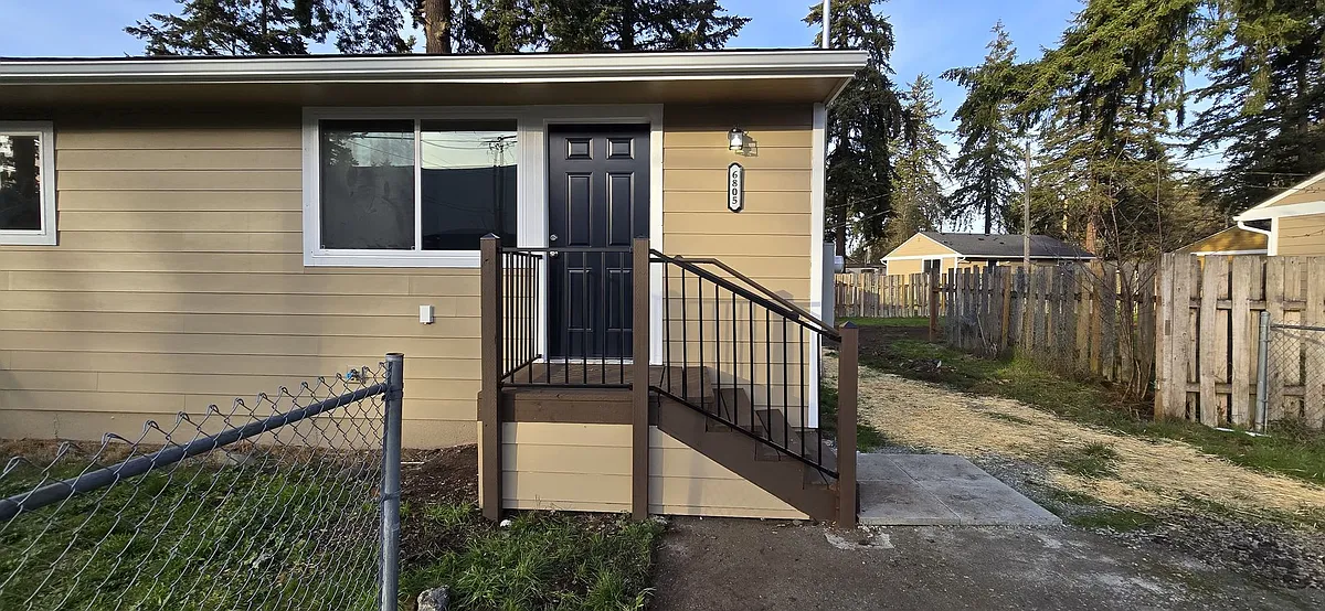 Building Photo - 6805 150th St SW