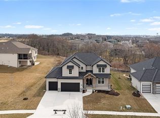 1203 Creekmoor Dr, Raymore, MO 64083