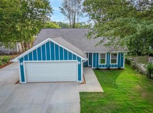 4 McArthur St, Greenville, SC 29611