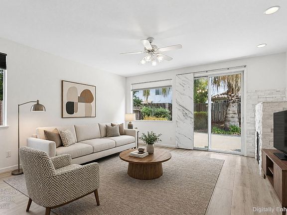 3rd image of 336 Rundgren Way