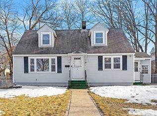 7 Winwood St, Nashua, NH 03060