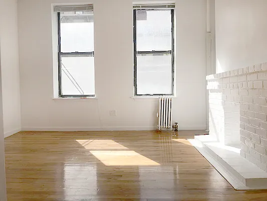 Rented by AJ Clarke | media 8