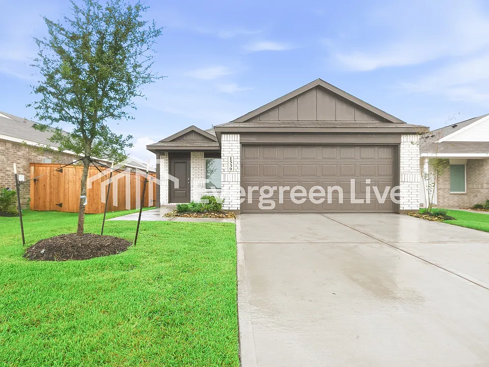 1539 Golden Iris Dr