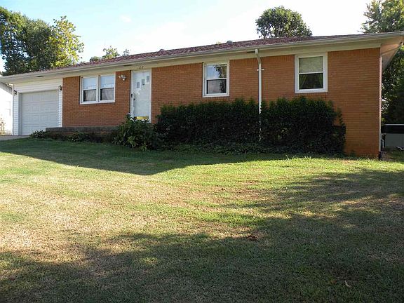 2nd image of 106 E Clough Dr