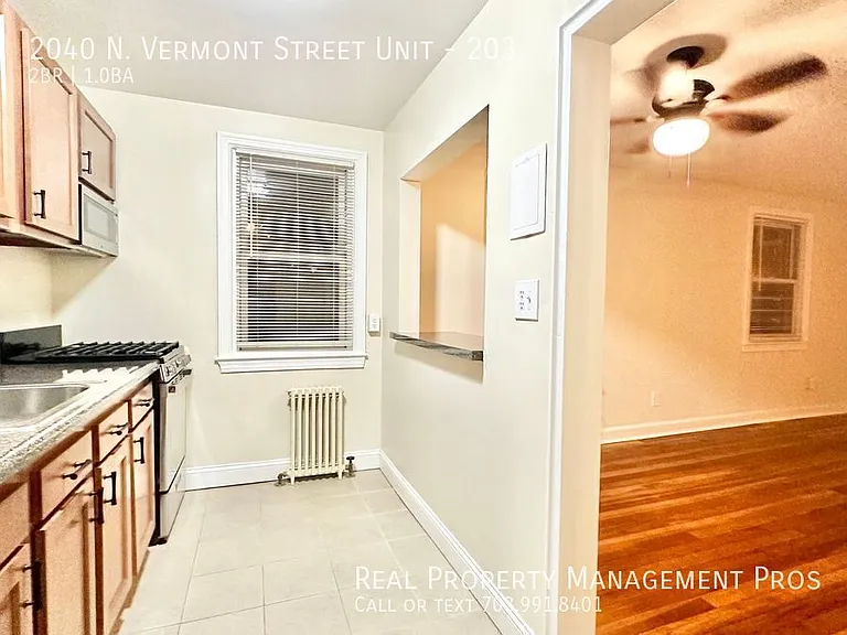 2040 N Vermont St #203 — Photo 9