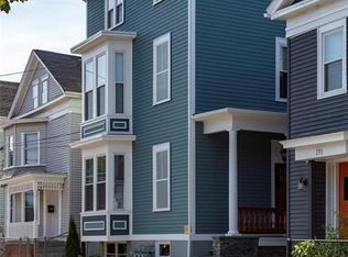 197 Carpenter St #3, Providence, RI 02903