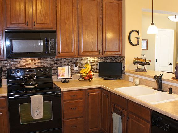 5th image of 15911 Brixton Dr