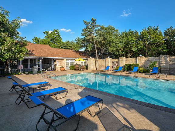 Sparkling Pool