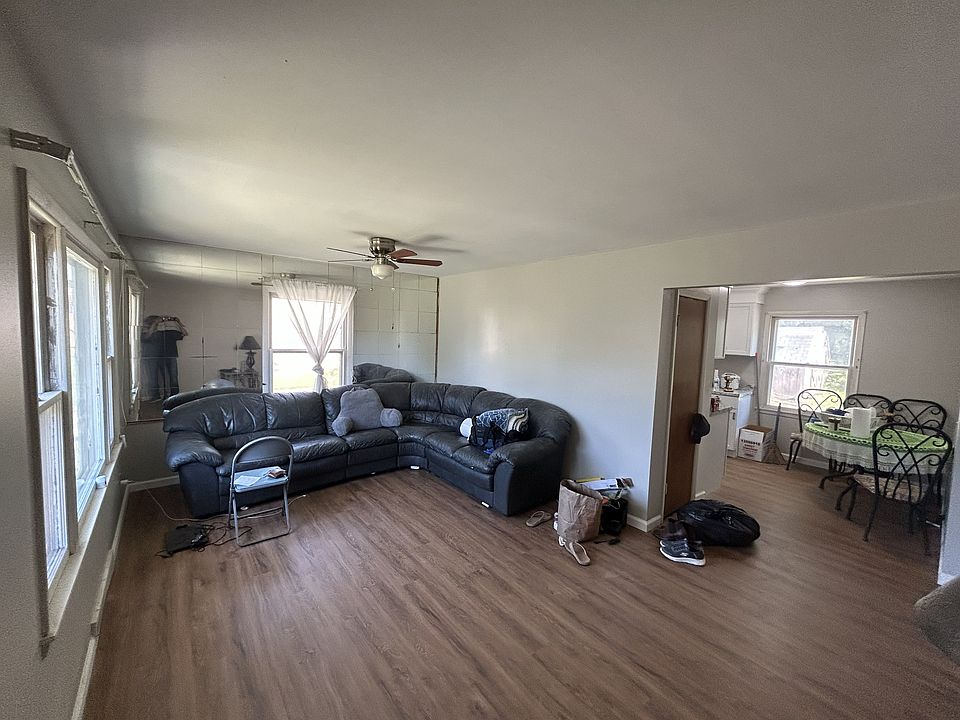 1st image of 32 Mendon St