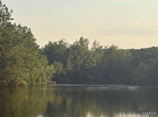 5665 Forest Dr, Hillsboro, MO