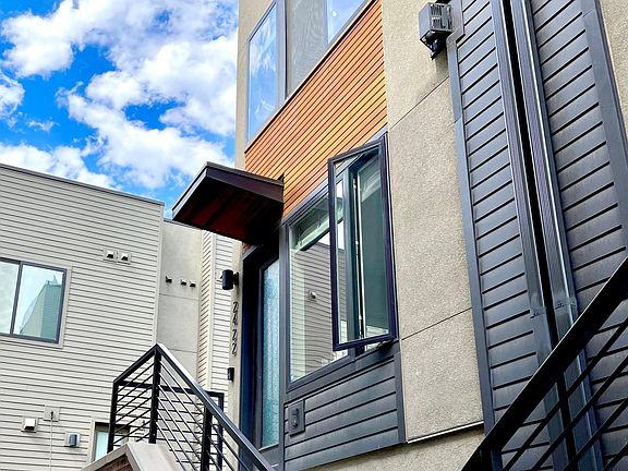 4th image of 2422 N Washington St #2422