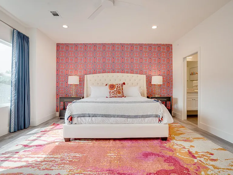 4508 Gilbert Ave #C — Photo 10