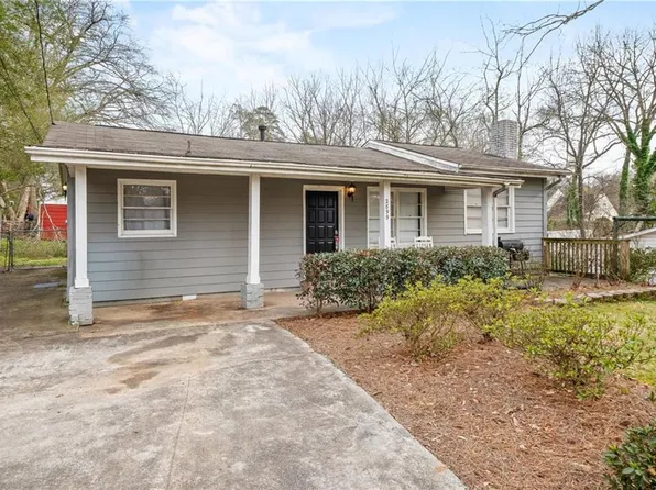 2899 Hall Dr SE, Smyrna, GA 30082