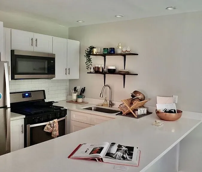 137 Woodland Ave #6 — Photo 23