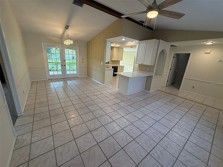 4270 Ascot Dr — Photo 6