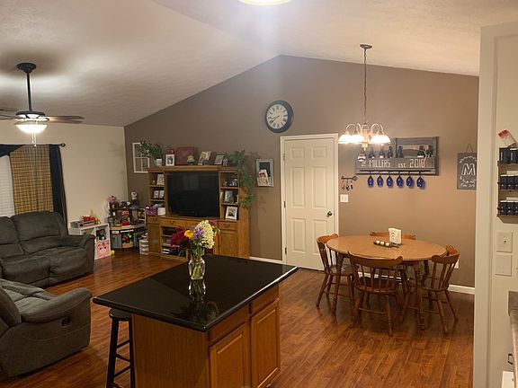 4th image of 9318 Arrowcreek Dr