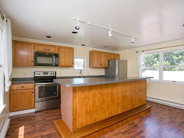 132 Evarts St #2 — Photo 4