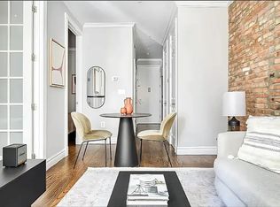 437 W 53rd St APT 1B, New York, NY 10019