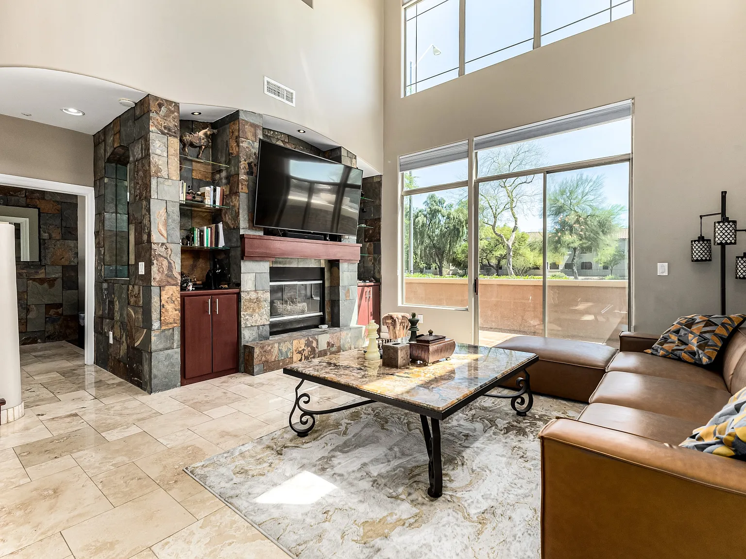 2 bed, 1564 sqft, $3,995 — Photo 1