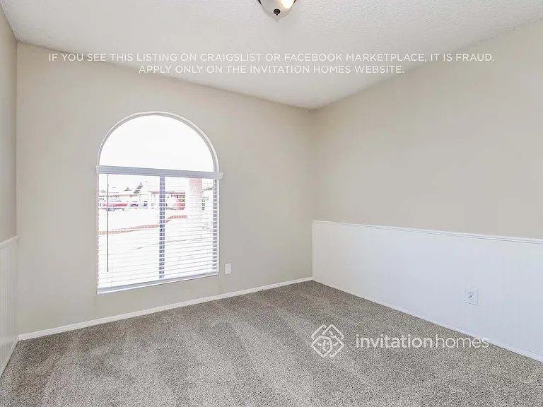 656 S Robin Ln — Photo 13