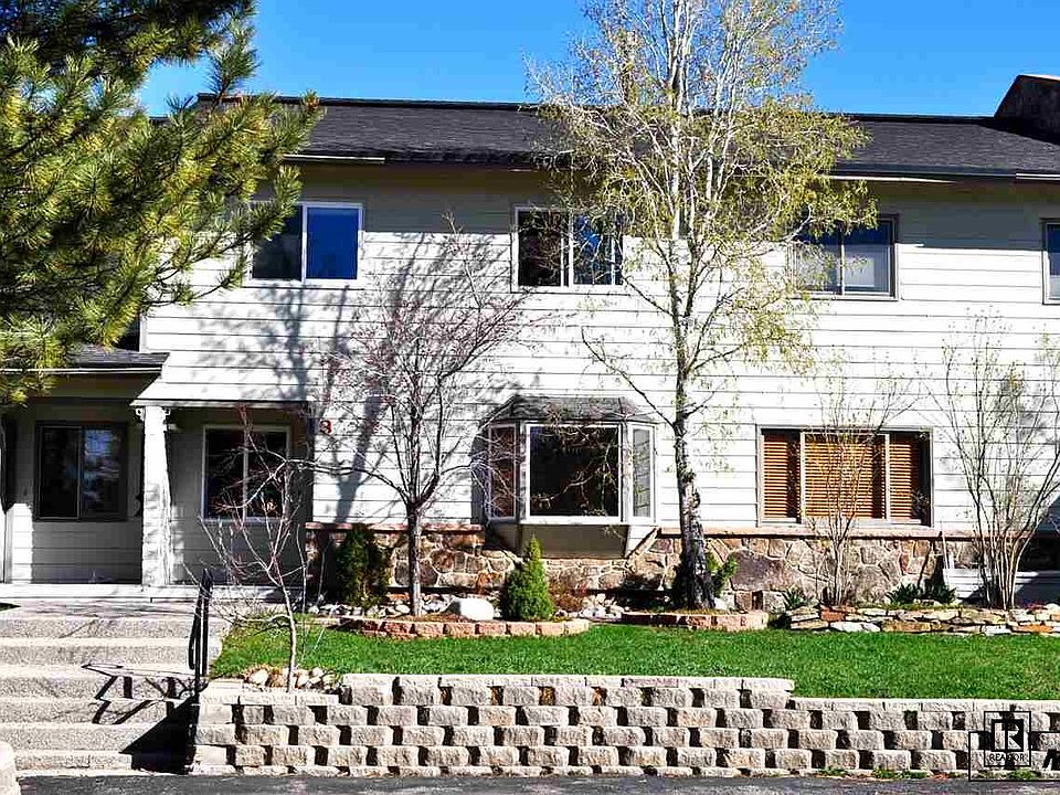 1st image of 3 Cypress Ct