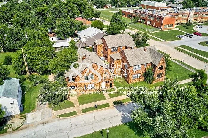 2302 NW 14th St — Photo 3