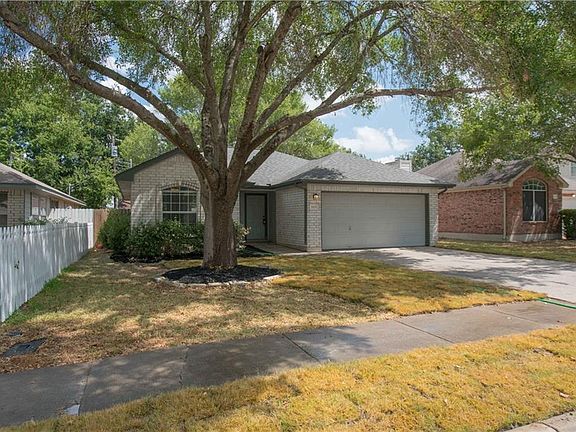 3rd image of 1505 Cindy Ct