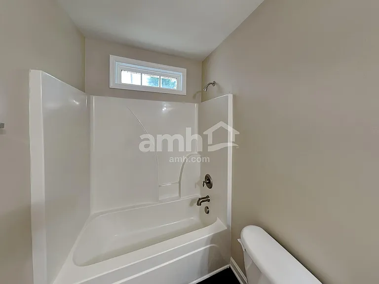 122 Tilton Dr — Photo 19