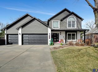 4620 Elk Ridge Cir, Lincoln, NE 68516