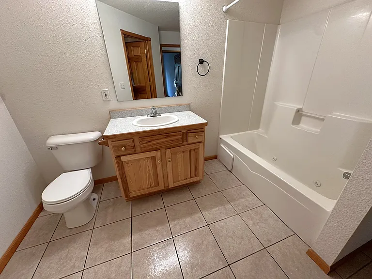 1271 Pinewood Trl #7 — Photo 4