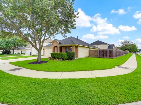 2131 Pickwick Pines Dr, Humble, TX 77396