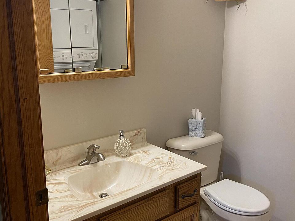 1st image of 1507 Clarence Ct APT 4