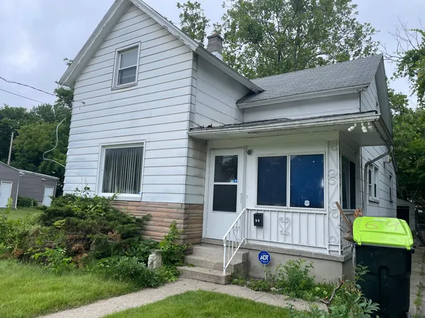 69 Lake St, Pontiac, MI 48341