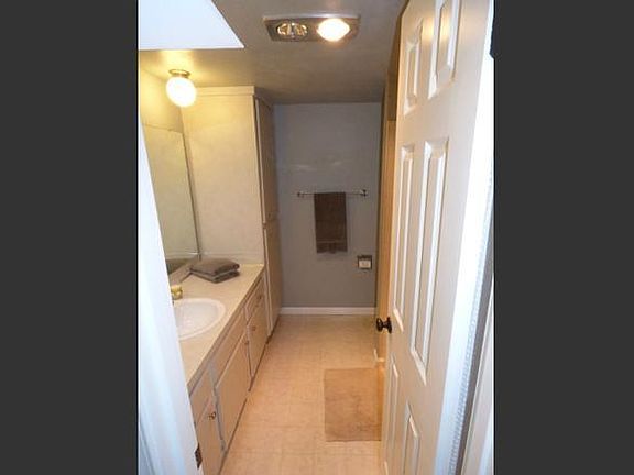 2nd image of 6742 137th Ave NE