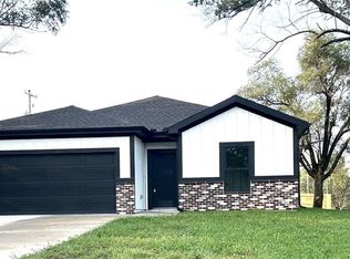 119 N State St, Drexel, MO 64742