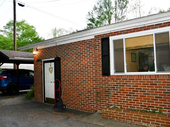 1157 Buttercup Rd, Vansant, VA 24656