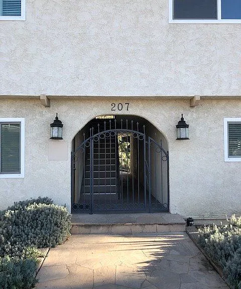 207 W Marquita #3 — Photo 5