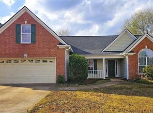 920 Charles Hall Dr, Dacula, GA